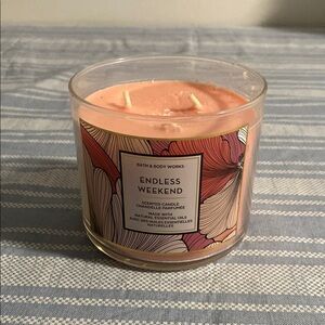 Bath and body works candle